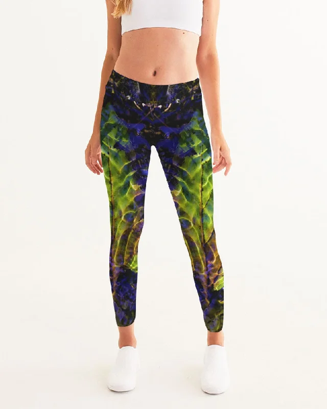 White Rider in Water Ripples Women's Yoga Pants Casual Wide Pants