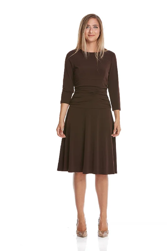 Classic knee length fit n' flare dress 'Adele'