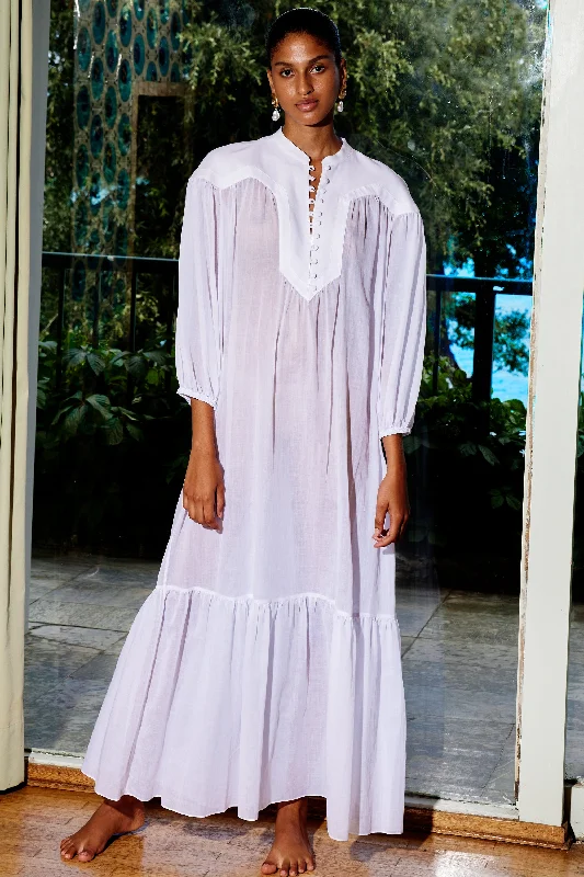 Alisya Maxi Dress | White Comfortable Long-Sleeve Maxi Dress