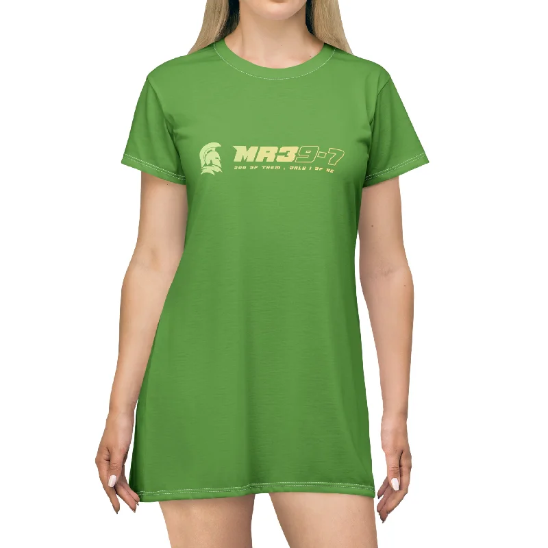 MR39-7 T-Shirt Dress (AOP) Sequined Glittery Shiny