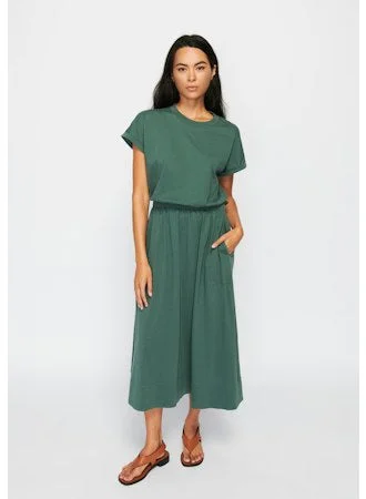 Nation LTD - Garcelle Seamed T-shirt Dress in Jade Stone Fitted T-Shirt Seamless Stretchy Nation LTD - Garcelle Seamed T-shirt Dress in Jade Stone Fitted T-Shirt Seamless Stretchy