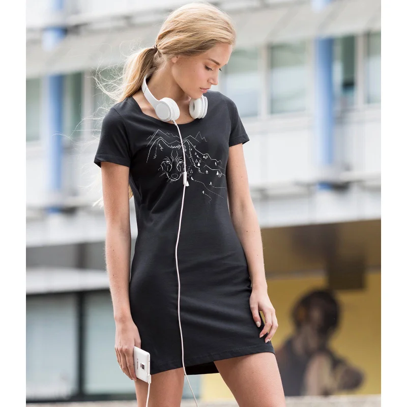 Wolf t-shirt dress Elasticated Padded Insulated