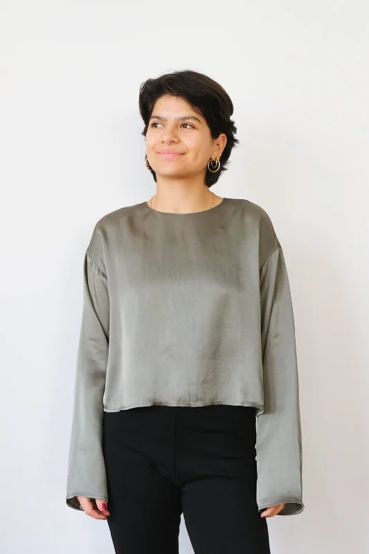 blouse - yame - sea spray Classic White Blouse