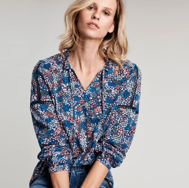 Navy Print
