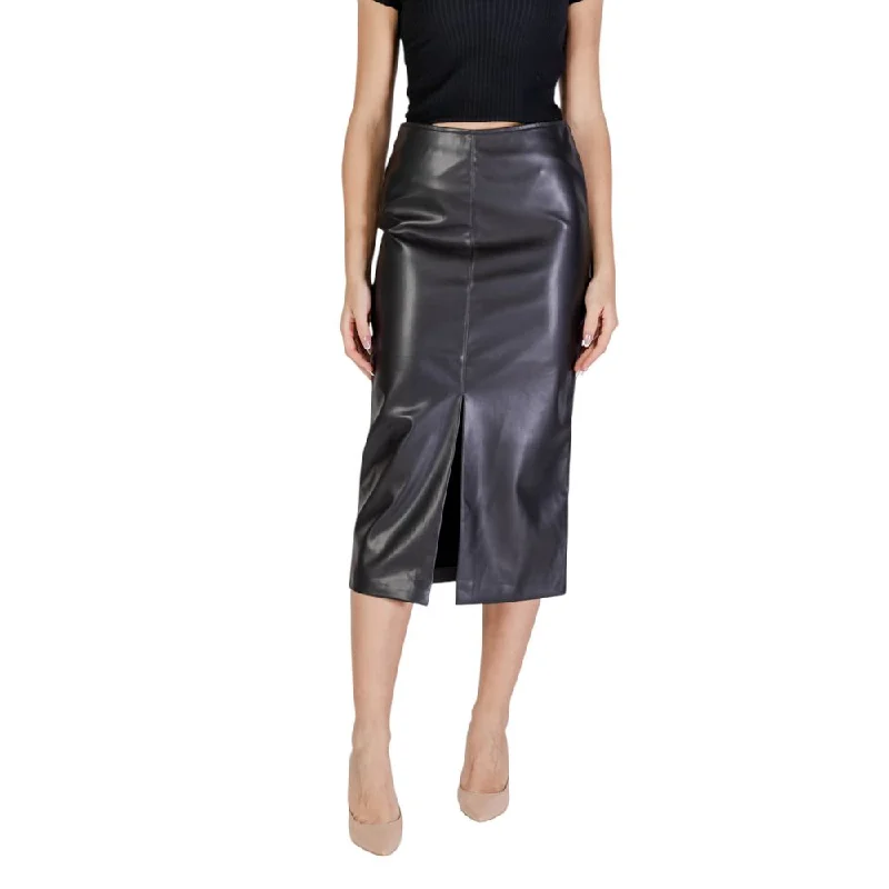 ICHI Black Polyester Skirt flowy skirt hem