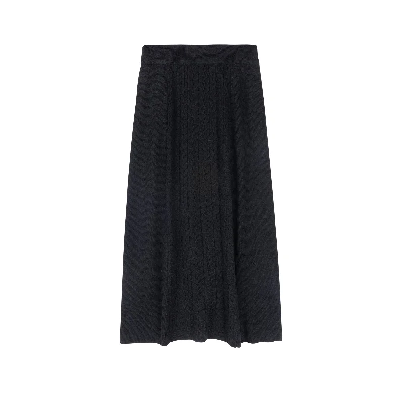 Sweater Knit Skirt | Black midi skirt versatile